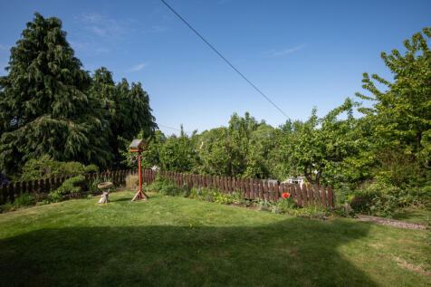 Exterior Garden 3