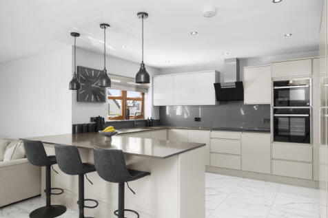 Open-Plan Kitchen/Living Area