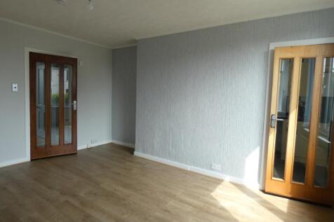 LOUNGE / DINING