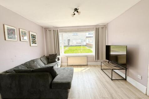 Lounge angle