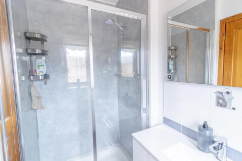 En Suite 1