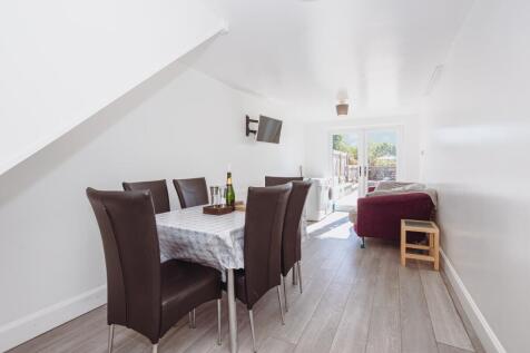 Dining/Sitting Room