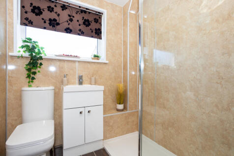 Family Shower Room
