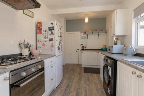 Kitchen 2
