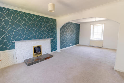 Lounge Dining Room