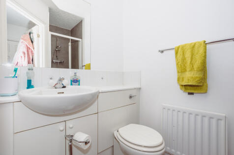 Bedroom One En-Suite