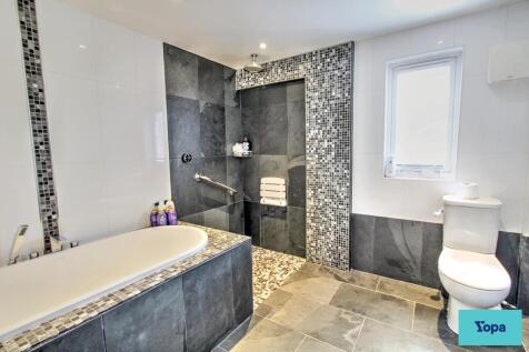 Master EnSuite