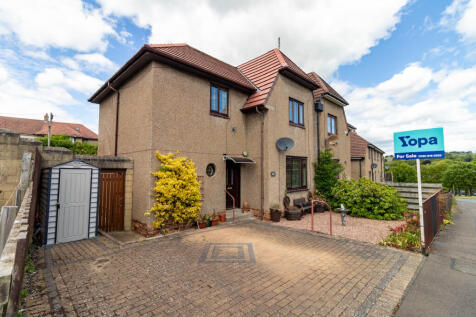 Front Elevation &amp; Driveway