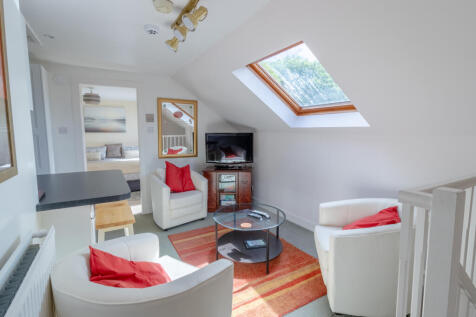 Upper Floor Lounge