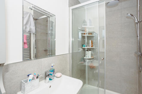 Master En-suite