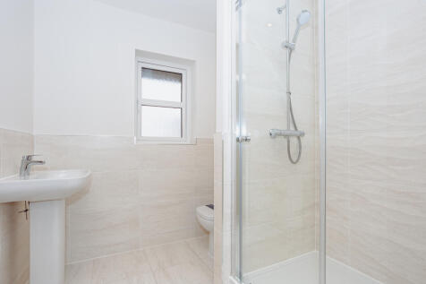 Bedroom One En-Suite