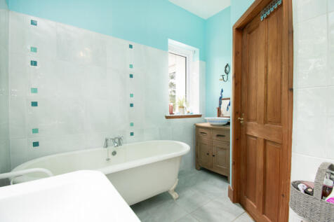 Bedroom 1 En-suite