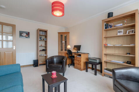 Lounge 2