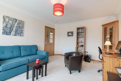 Lounge 3