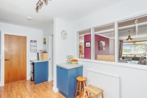 Kitchen &amp; Open Plan Living Space