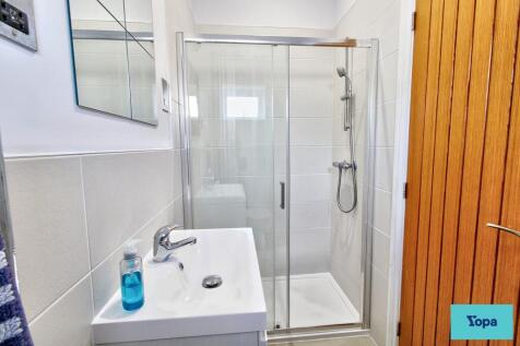 Master ensuite