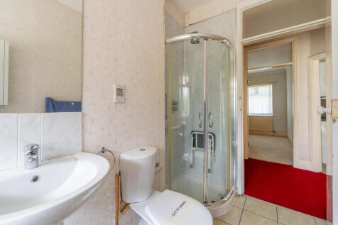 6_bathroom_2