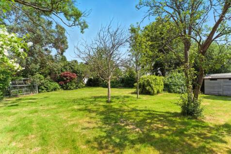 28_rear_garden_5