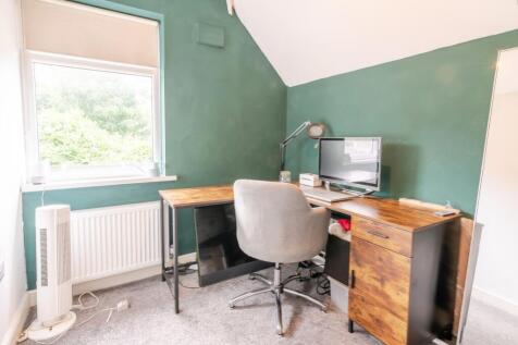 12reynoldsplacereynoldsplacebarrow-in-furnessla145dq-9