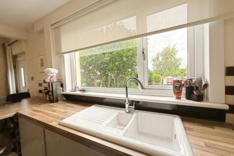 Sink area