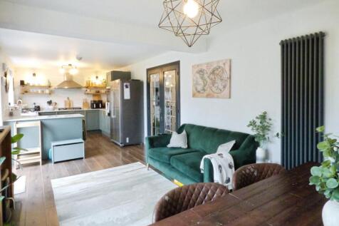 Kitchen/Family Room