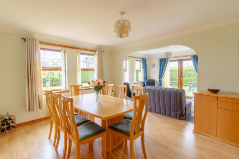 Dining to Sitting Room