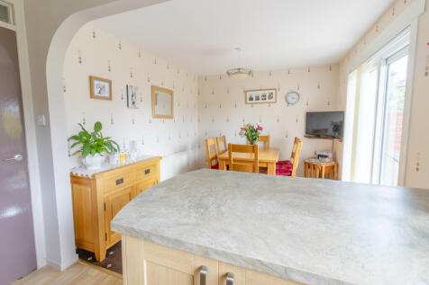 Kitchen to Dining Area