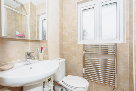 Bedroom One En-suite