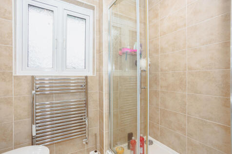 Bedroom One En-suite