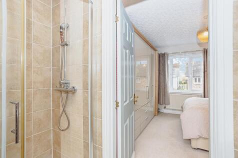 Bedroom One En-suite