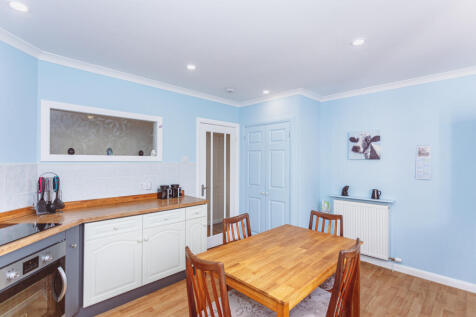 Dine-in Kitchen