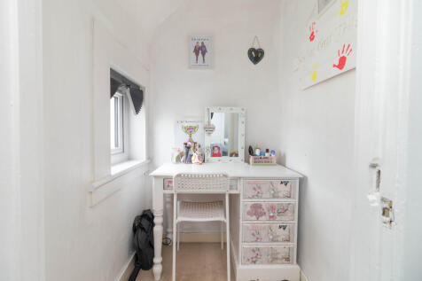 Bedroom 1 Dressing Area