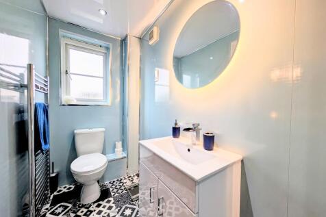 En - Suite