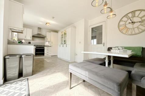 Kitchen angle