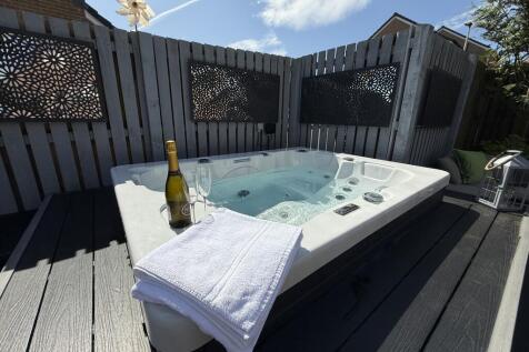 Space for hot tub