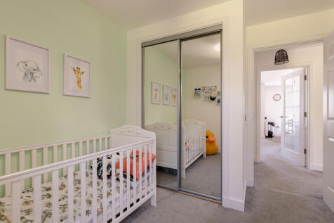 Bed 2 Wardrobes