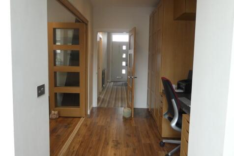 HALL / STUDY