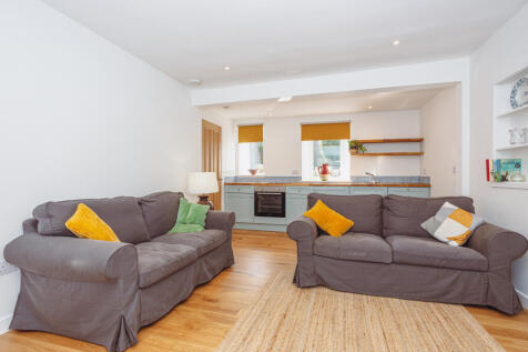 Open Plan Kitchen/Dining/Living Space