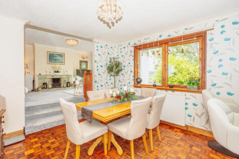 Dining Area &amp; Lounge