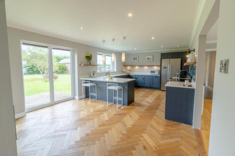 Open Plan Dining Kitchen
