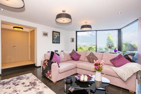 Upstairs Lounge