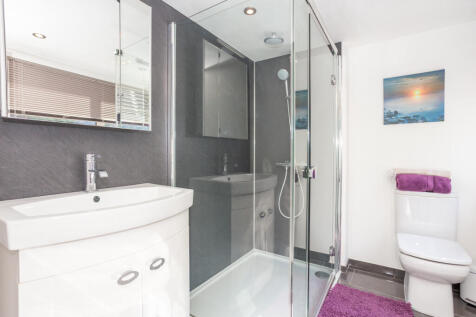 Ensuite Shower Room