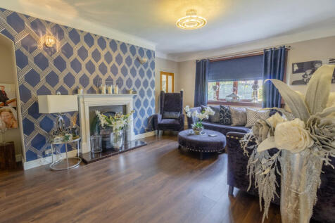 Formal Lounge