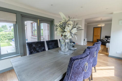 Dining Area to Family Sitting Room