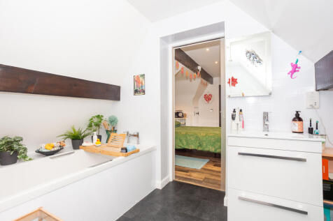 Ensuite Bathroom