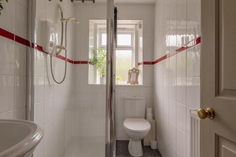 Shower  Room 2