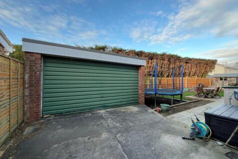 Double Garage