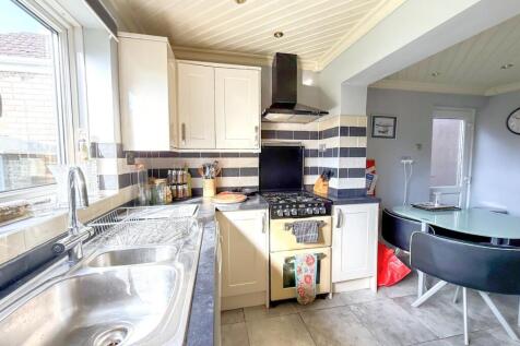 Kitchen-Breakfast Rm