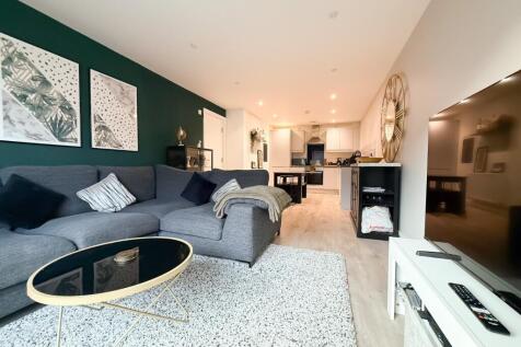 Lounge-Dining-Kitche