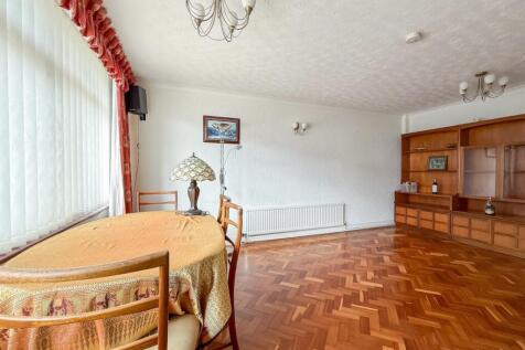 Lounge-Dining Room